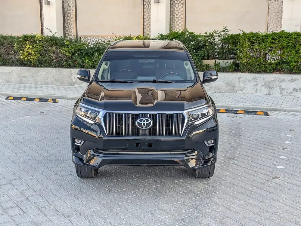 TOYOTA PRADO 2019 V4 2.7L GCC SPECIFICATION IN EXCELLENT CONDITION - Image 19