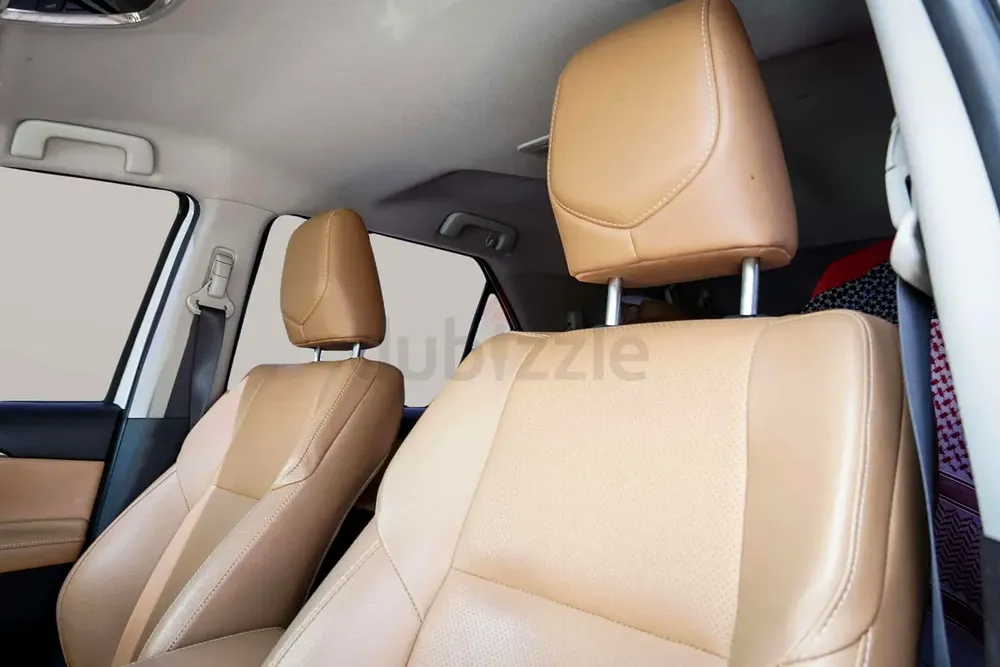 AED 1900/month | 2023 Toyota Fortuner  | GCC Specs | Ref#455227 - Image 12