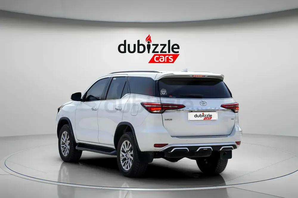 AED 1900/month | 2023 Toyota Fortuner  | GCC Specs | Ref#455227 - Image 8