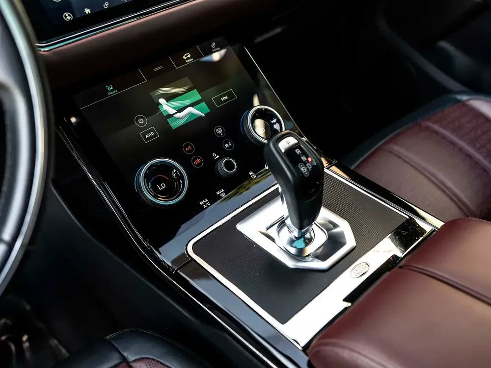 0% DOWN | RAMADAN ALL-INCLUSIVE | FREE INSURANCE + REG | EVOQUE R-DYNAMIC | GCC - Image 10
