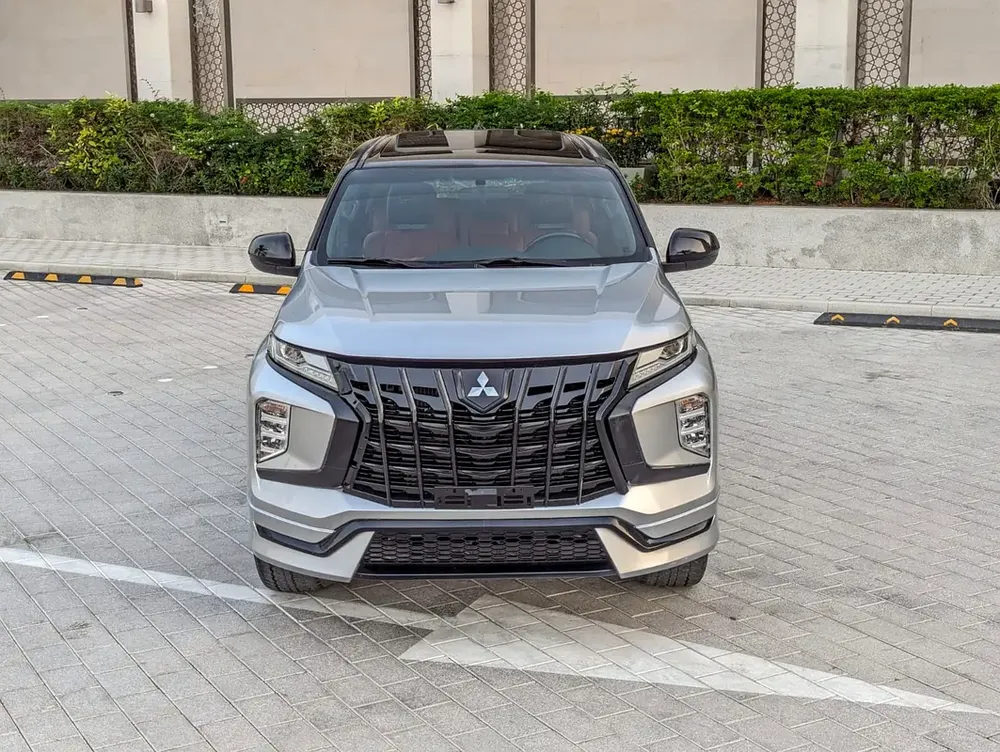 MITSUBISHI MONTERO SPORT 2021 SIGNATURE EDITION GCC ACCIDENT FREE IN EXCELLENT CONDITION - Image 20