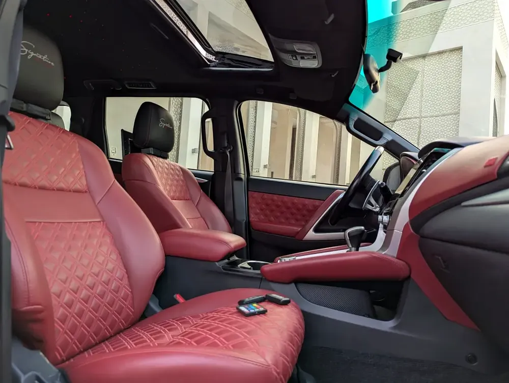 MITSUBISHI MONTERO SPORT 2021 SIGNATURE EDITION GCC ACCIDENT FREE IN EXCELLENT CONDITION - Image 4