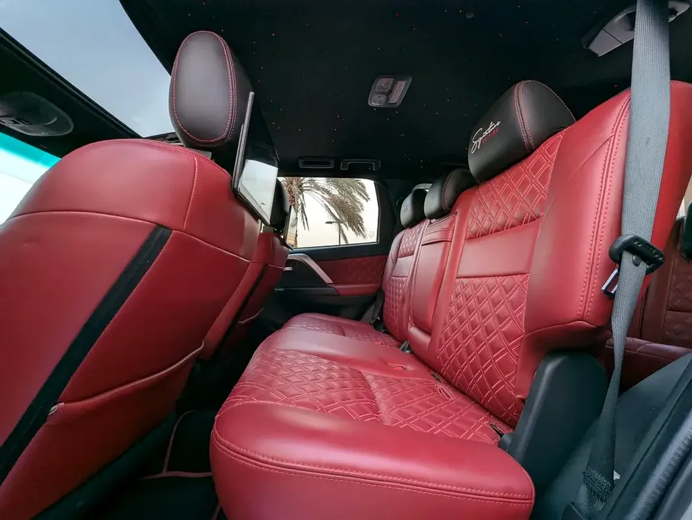 MITSUBISHI MONTERO SPORT 2021 SIGNATURE EDITION GCC ACCIDENT FREE IN EXCELLENT CONDITION - Image 7