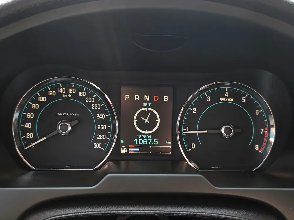 Jaguar XF Prestige 2015 GCC Specs, 4 Cylinders, Original Paint - Image 8