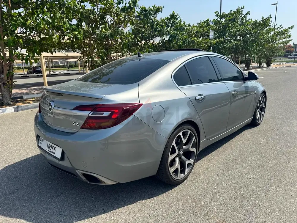 Opel Insignia OPC Sports Tourer 2015 GCC Specs - Excellent Condition - Image 5