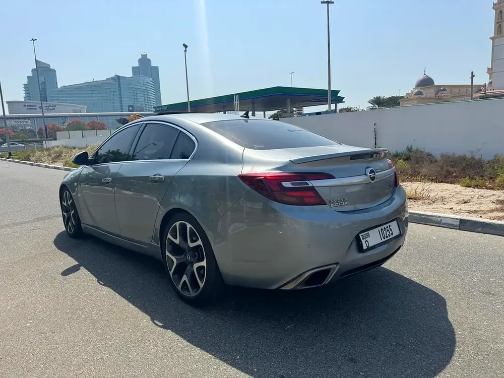 Opel Insignia OPC Sports Tourer 2015 GCC Specs - Excellent Condition - Image 6