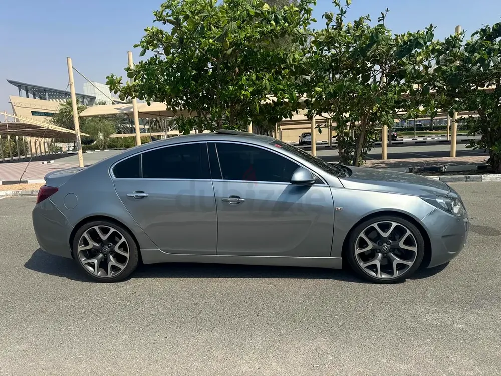 Opel Insignia OPC Sports Tourer 2015 GCC Specs - Excellent Condition - Image 7