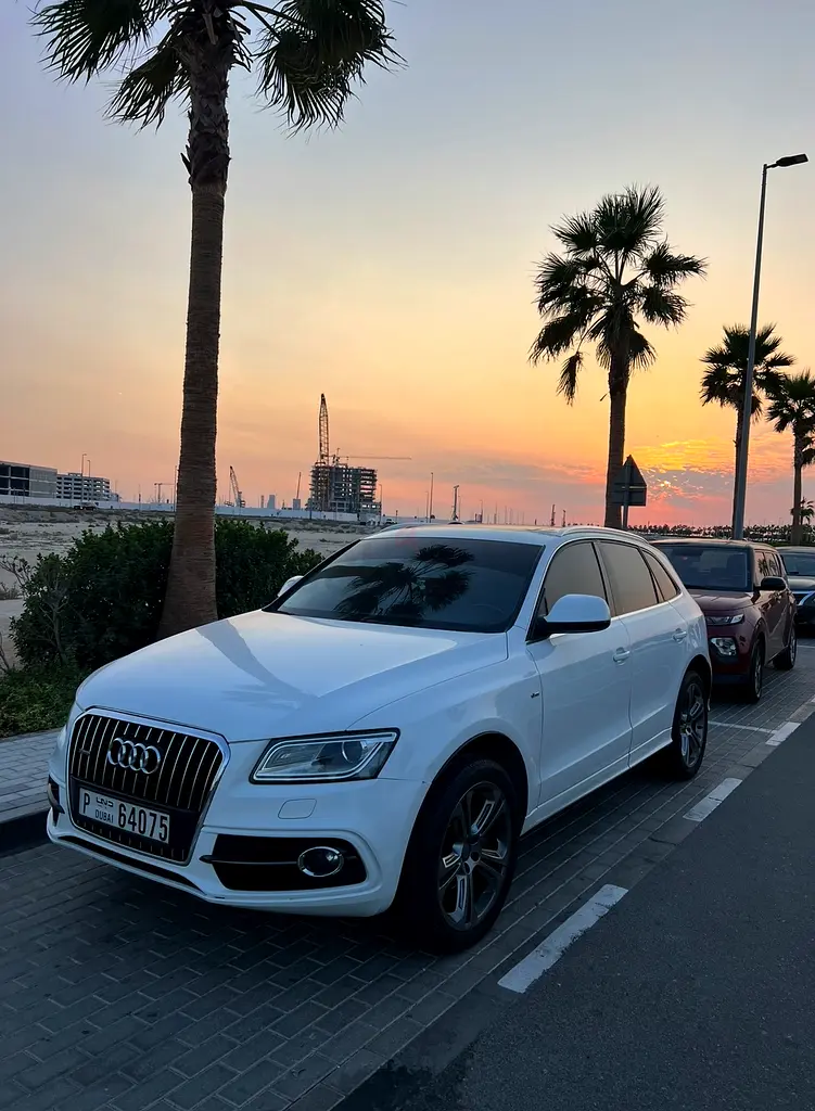 Audi Q5 45 TFSI quattro S line 2015 - GCC Specs - Well Maintained - Image 17