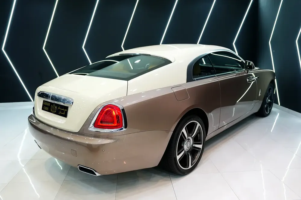 2016 Rolls-Royce Wraith, Upper Two-Tone, Starlight Headliner, GCC Spec!! - Image 11