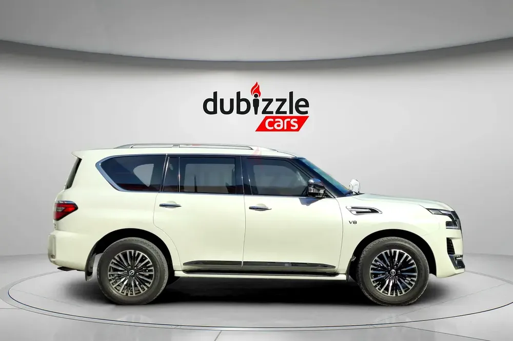AED 3100/month | 2022 Nissan Patrol LE Platinum City | GCC Specs | Ref#474849 - Image 4