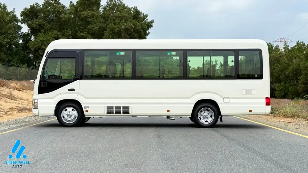 2025 Toyota Coaster  | 23-Seater | 4.0L Diesel | RWD | GCC Specs | Full Option White | BEST PRICE - Image 5