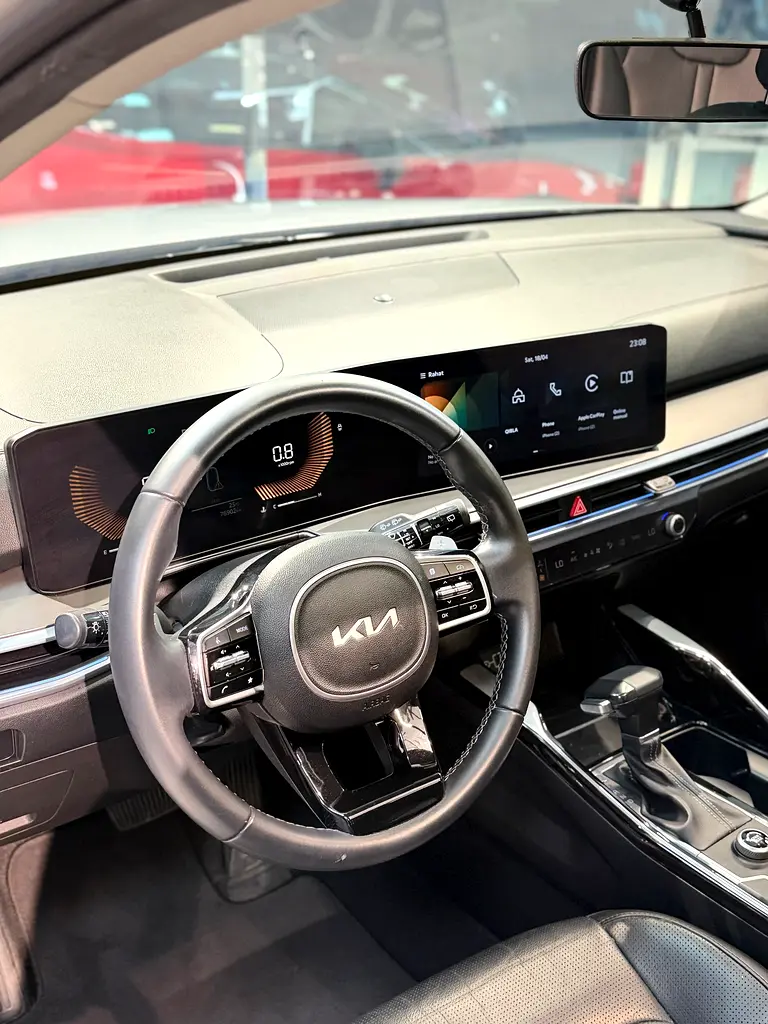 2024 Kia Sorento EX - GCC Specs - Brand New! - Image 16
