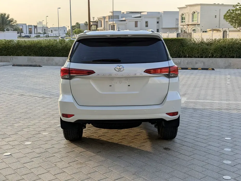 2023 Toyota Fortuner EXR - V4 2.7L 4X4 - Original Paint - GCC Specs - Like New! - Image 19