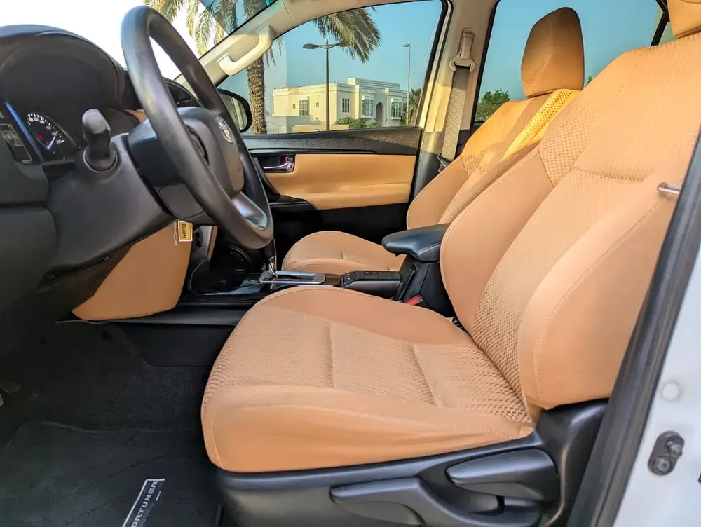 2023 Toyota Fortuner EXR - V4 2.7L 4X4 - Original Paint - GCC Specs - Like New! - Image 7