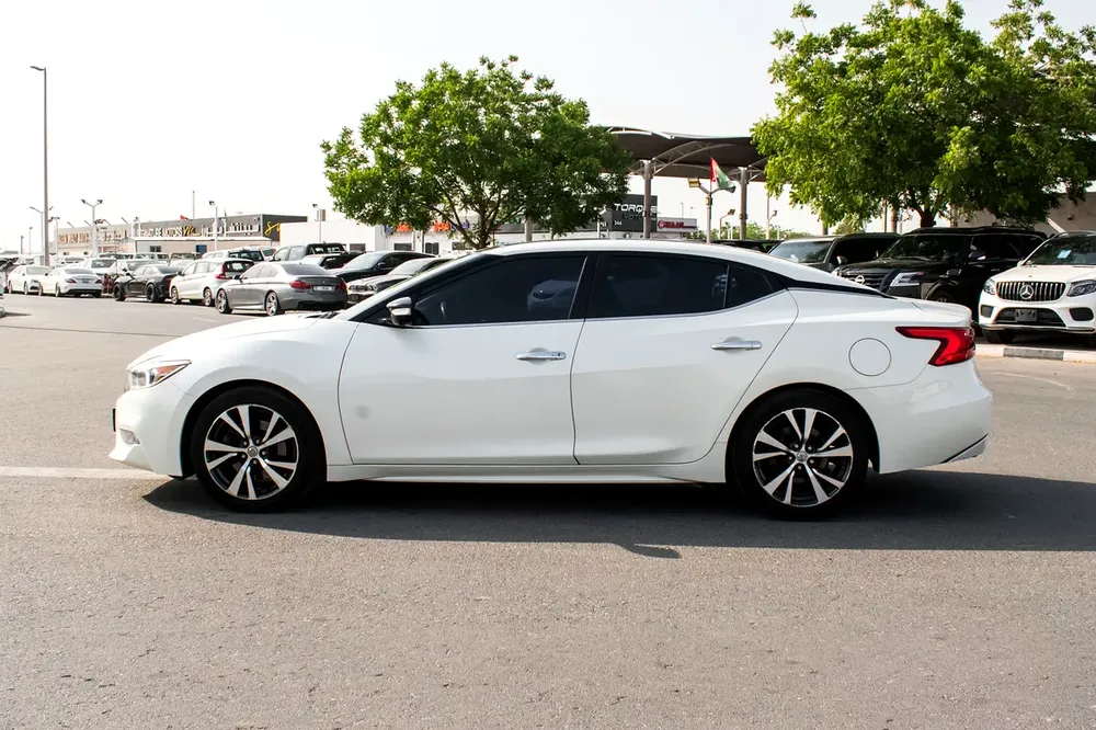 2017 NISSAN MAXIMA PLATINUM- 3.5L, FROM KOREA, ACCIDENT FREE - Image 4