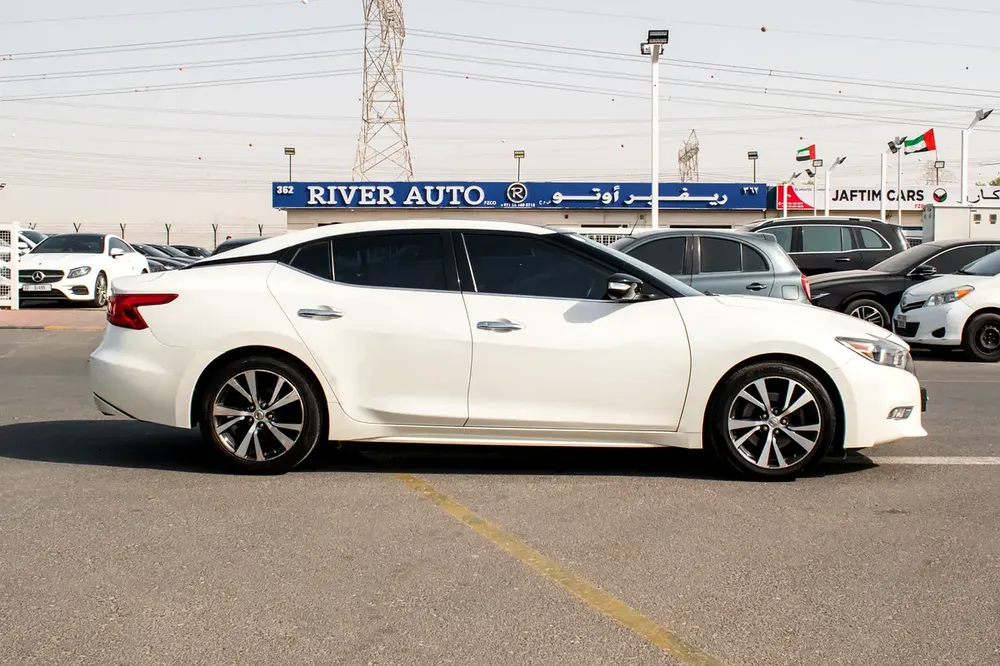 2017 NISSAN MAXIMA PLATINUM- 3.5L, FROM KOREA, ACCIDENT FREE - Image 8