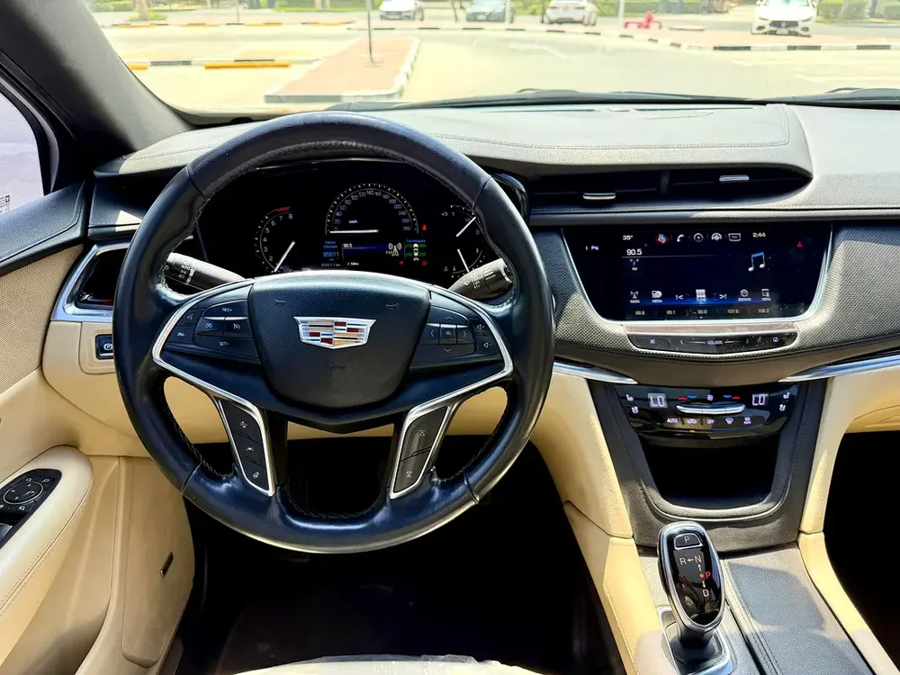 EXCELLENT CONDITION XT5 WITH HIGHEST SPECS. A MUST DRIVE TO JUDGE - Image 11