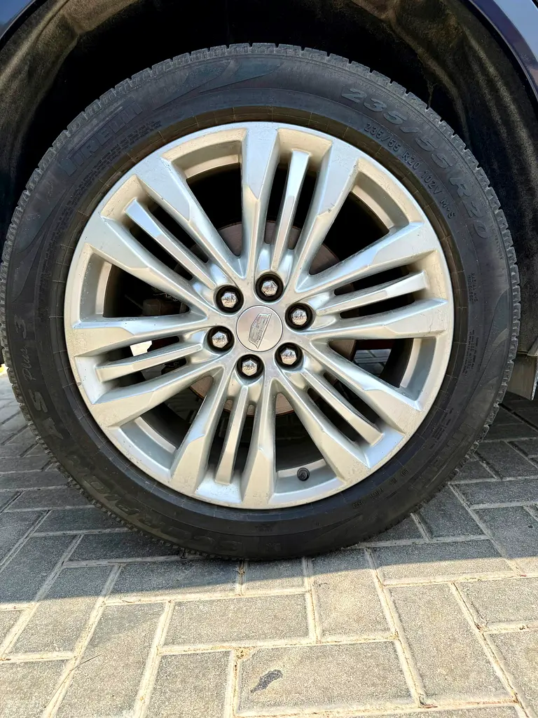 EXCELLENT CONDITION XT5 WITH HIGHEST SPECS. A MUST DRIVE TO JUDGE - Image 15