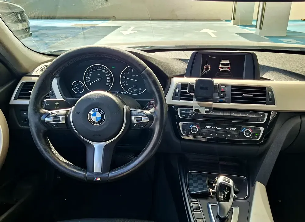 AED 916/month | 2017 BMW 3-Series 320i | GCC Specs | Ref#424038 - Image 10