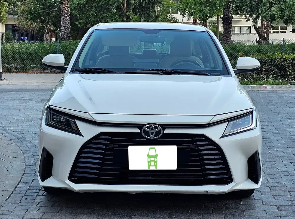 TOYOTA YARIS 1.5 # 2023 GCC # WELL MAINTAINED CAR FOR SALE. - Image 8