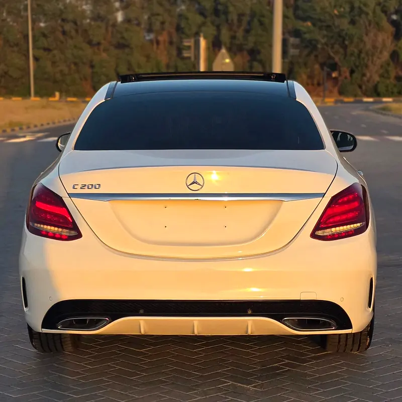 Mercedes-Benz C-Class C200 2015 GCC Specs - Pristine Condition - Image 7