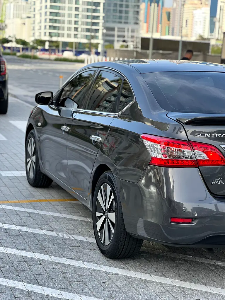 Nissan Sentra SV 2020 - Image 15