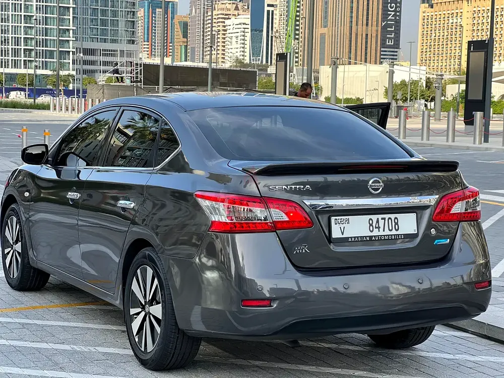 Nissan Sentra SV 2020 - Image 5