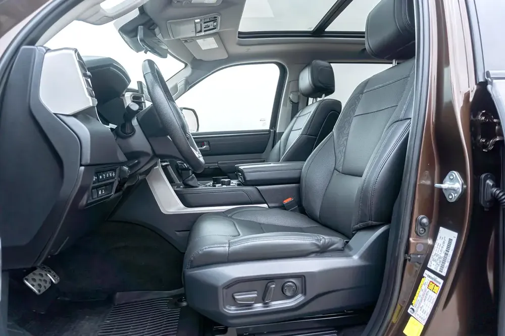 2024 Toyota Tundra Crewmax Limited - American Specs - Brand New - Image 18