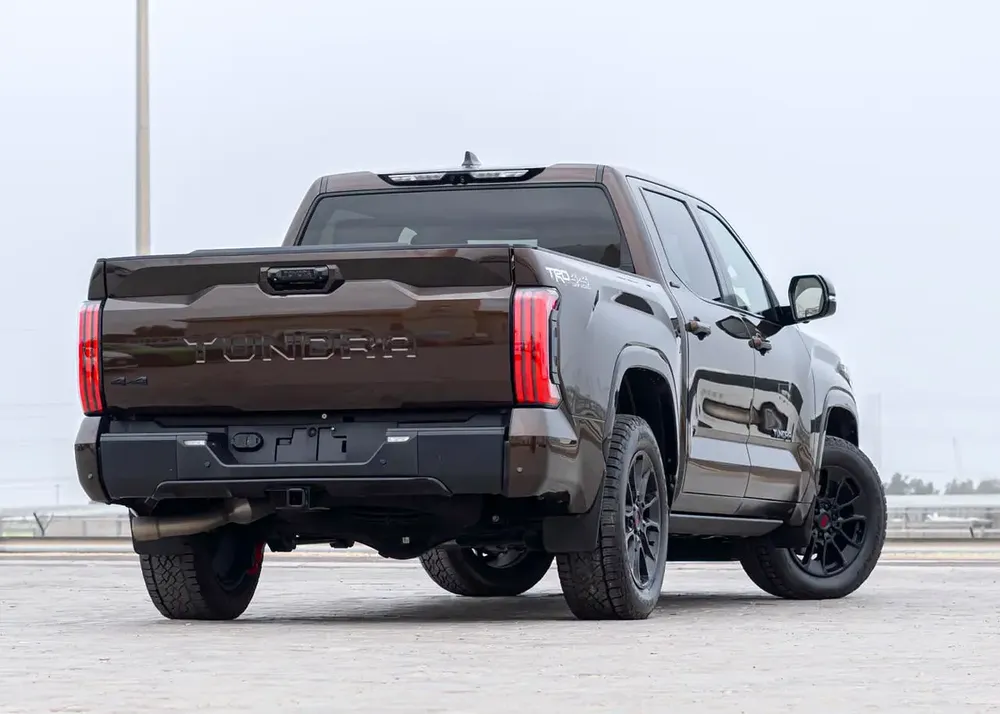 2024 Toyota Tundra Crewmax Limited - American Specs - Brand New - Image 4