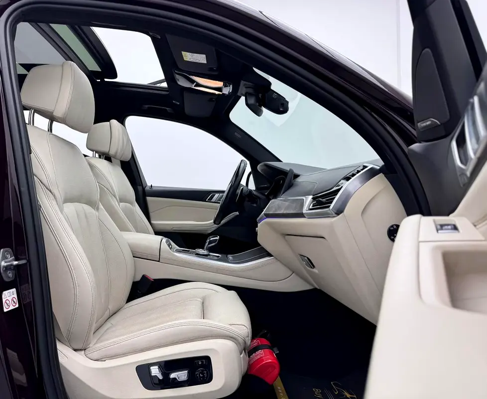 2020 BMW X5 M50i, Full Service History, 1 Year Warranty, Excellent Condition, GCC - Image 12