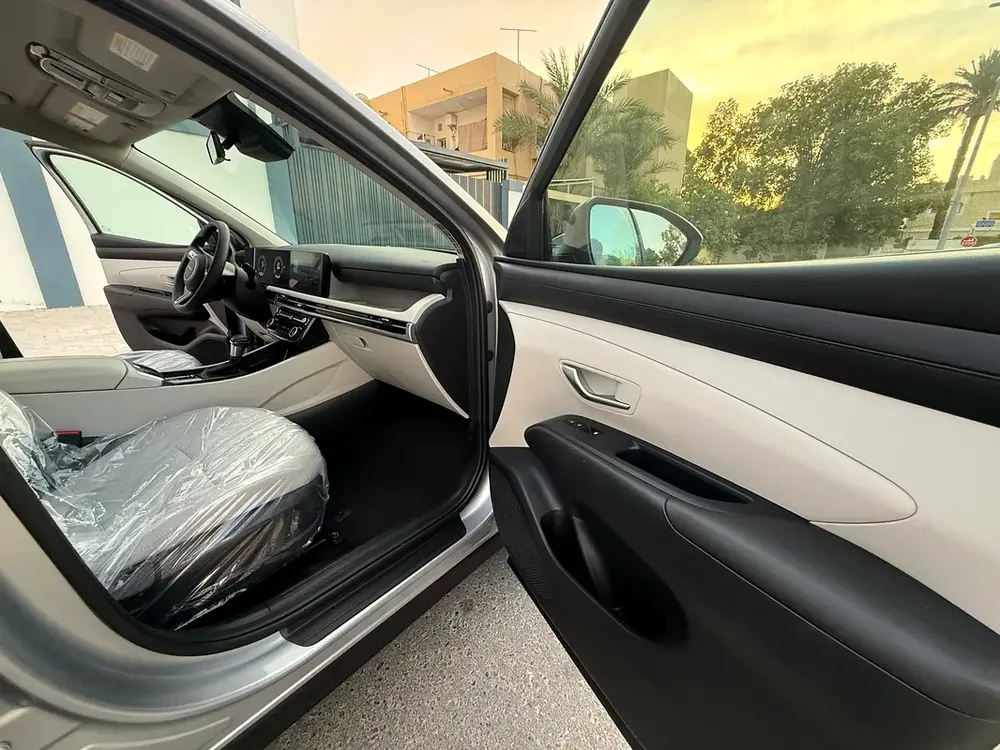 Hyundai Tucson 2025, super clean car, low mileage, original airbags, customs papers - Image 12