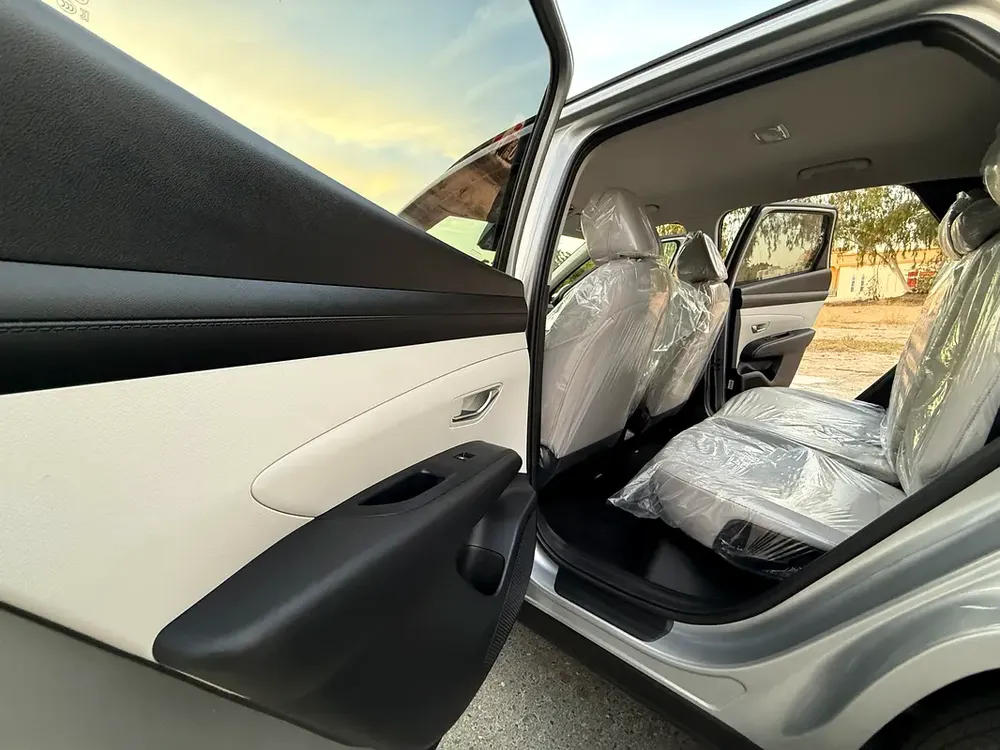 Hyundai Tucson 2025, super clean car, low mileage, original airbags, customs papers - Image 14