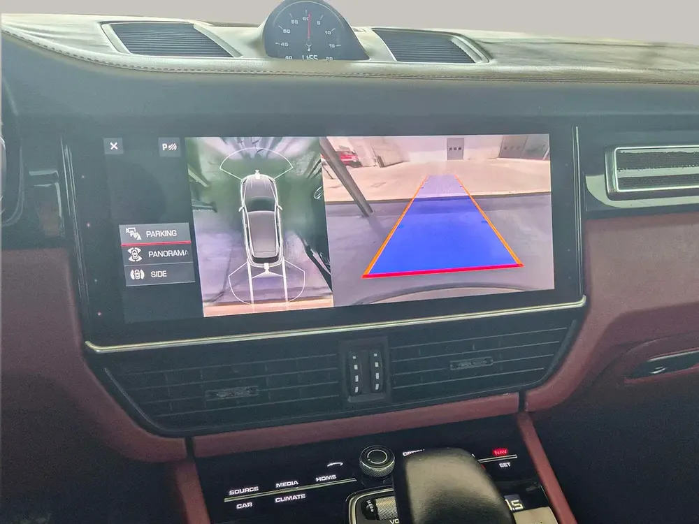 AED 2052/month | 2019 Porsche Cayenne  | GCC Specs | Ref#456079 - Image 15