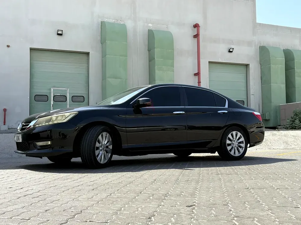 Honda Accord 2013 Full Option GCC Specs (Family Car) - Image 10