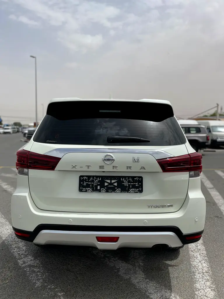 NISSAN XTRRRA 2021 TITANIUM 2.5 V4 GCC SPECS - Image 4