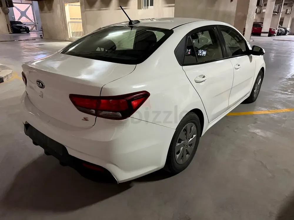2019 Kia Rio S Excellent Condition Well Maintained - Image 4