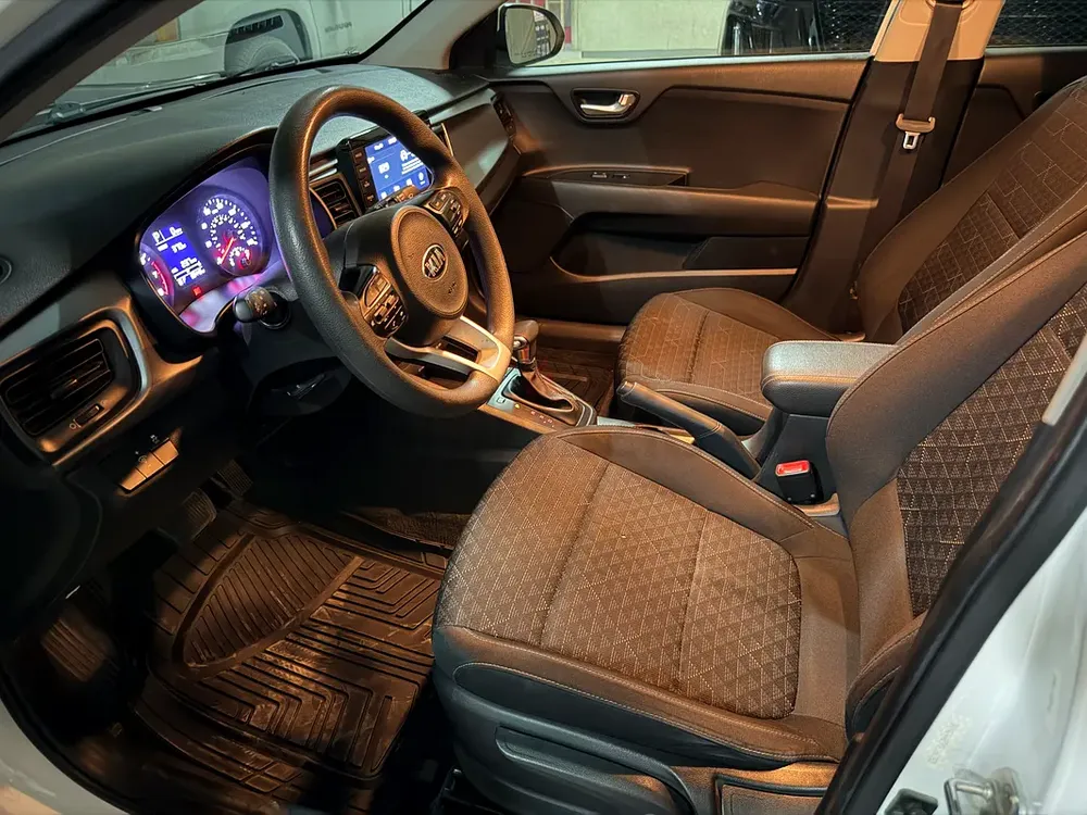 2019 Kia Rio S Excellent Condition Well Maintained - Image 9