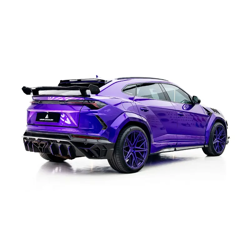 Lamborghini Urus Standard 2019 GCC Specs | Good Condition | Widebody Carbon Kit | - Image 6