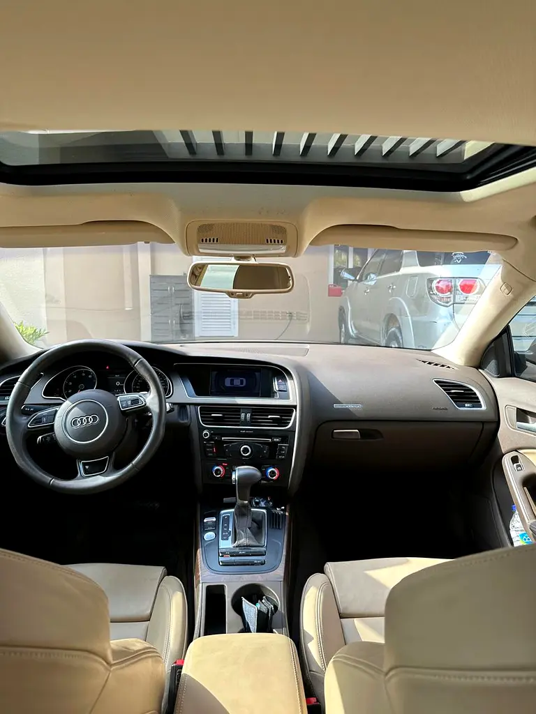 Stunning Audi A5 40 TFSI S-Line 2014 | GCC Specs | Low Mileage - Image 11