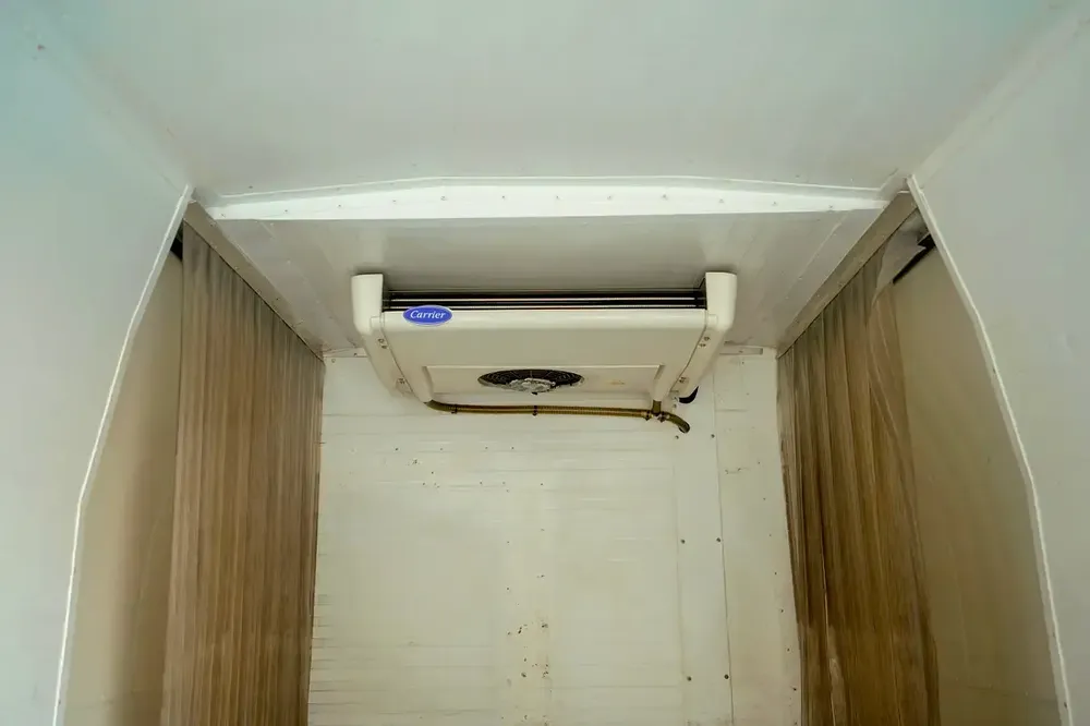 High Roof | Manual | Chiller Van | GCC Specs | Ref#T02941 - Image 8