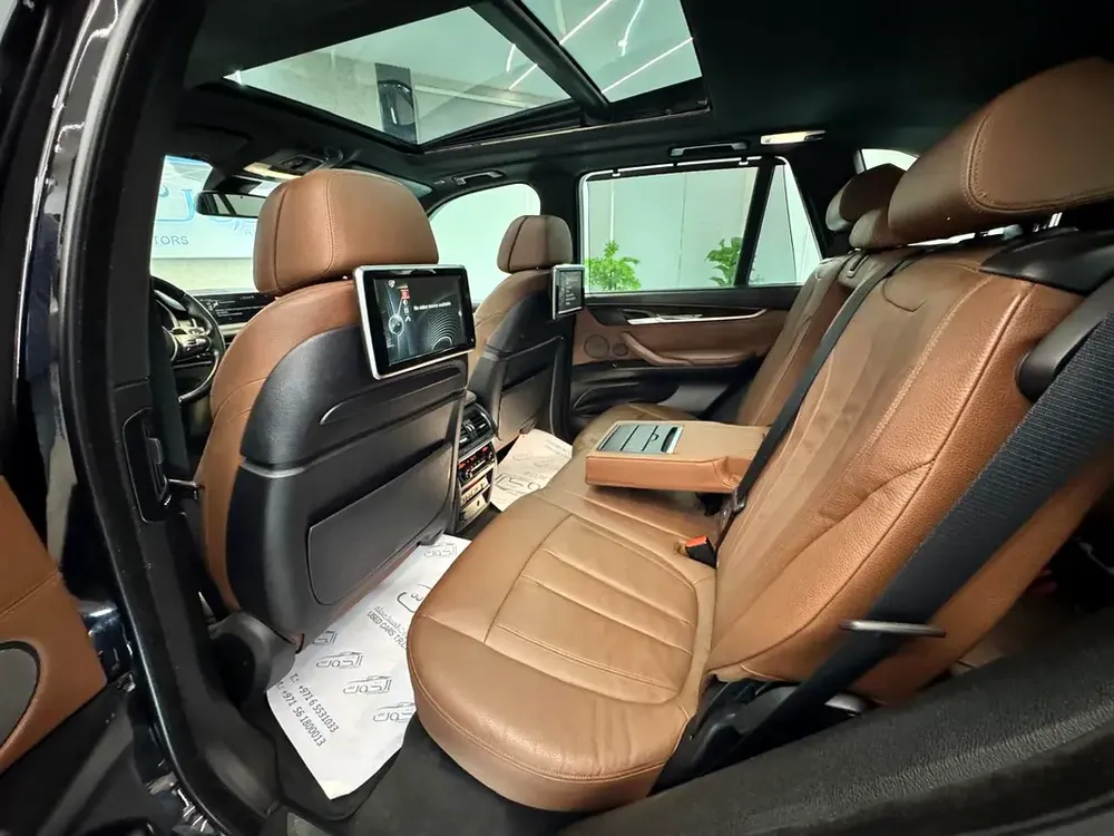 AMAZING BMW X5 V8 || 7 SEATS || FULL OPTIONS || GCC II ACCIDENTS FREE I| SCREENS || PANORAMIC - Image 15