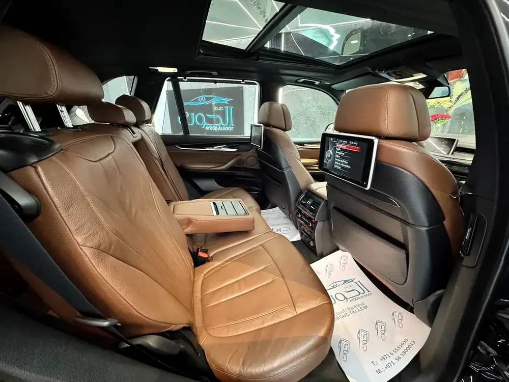 AMAZING BMW X5 V8 || 7 SEATS || FULL OPTIONS || GCC II ACCIDENTS FREE I| SCREENS || PANORAMIC - Image 16