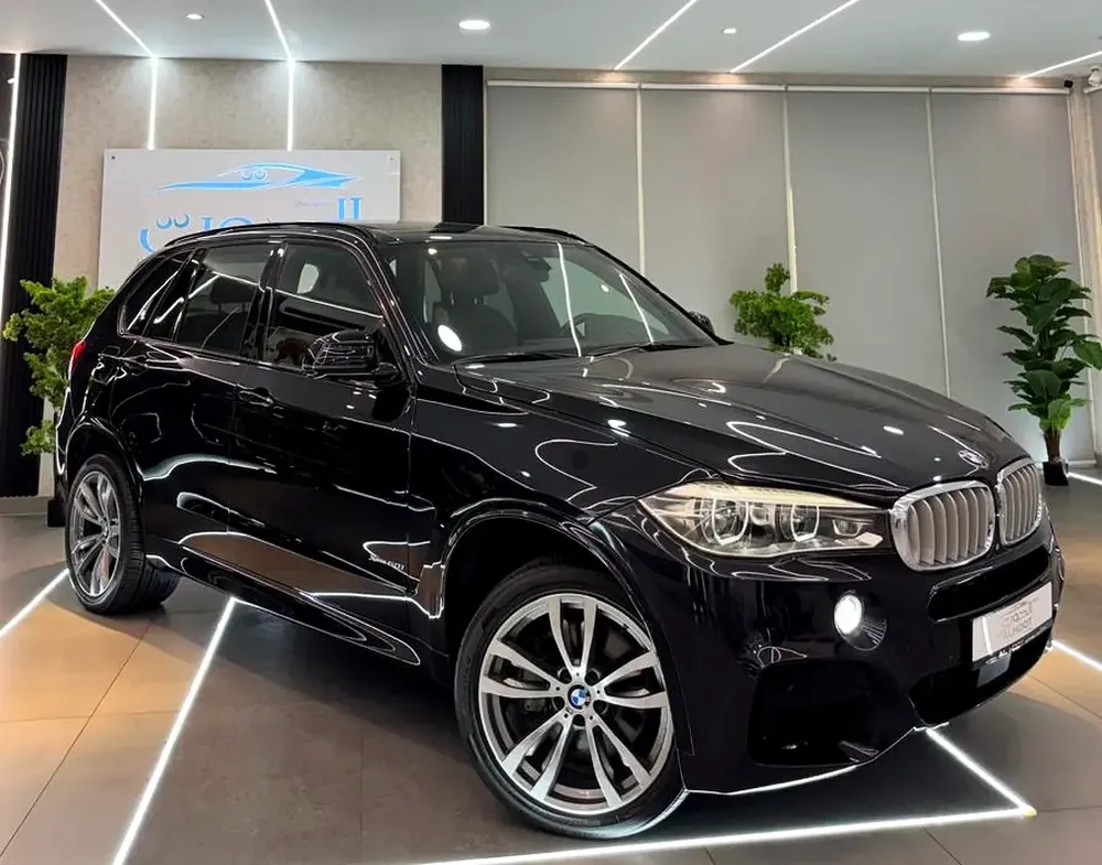 AMAZING BMW X5 V8 || 7 SEATS || FULL OPTIONS || GCC II ACCIDENTS FREE I| SCREENS || PANORAMIC - Image 7