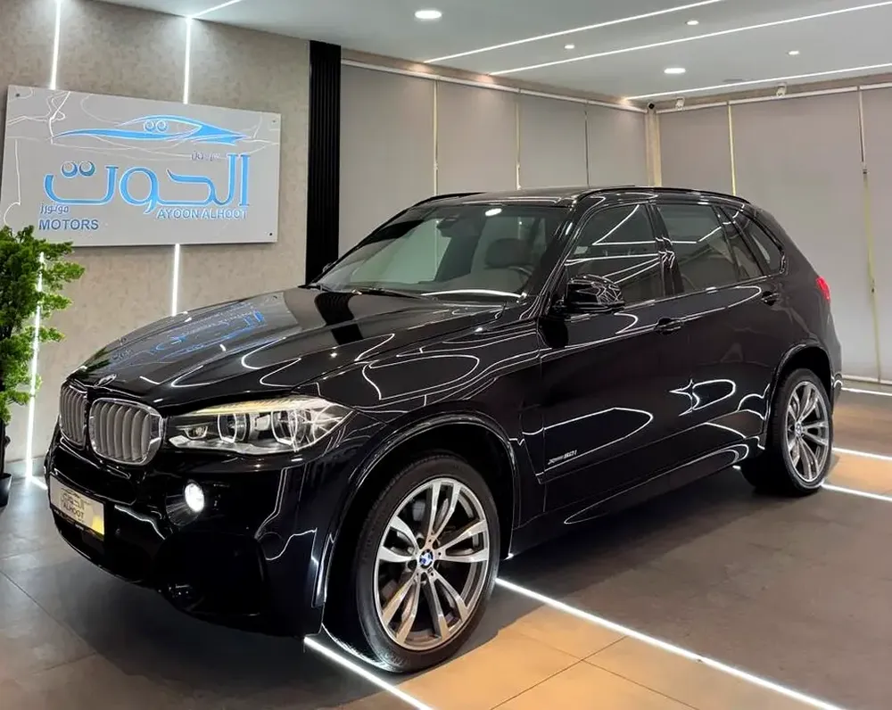 AMAZING BMW X5 V8 || 7 SEATS || FULL OPTIONS || GCC II ACCIDENTS FREE I| SCREENS || PANORAMIC - Image 9