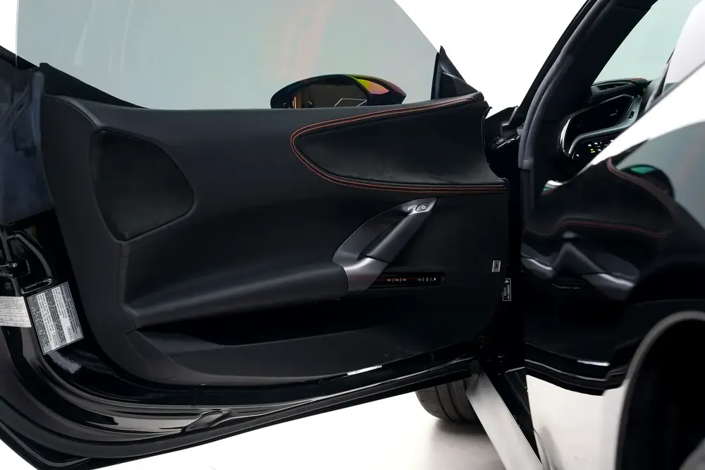 Ferrari SF90 Stradale 2024 | GCC l AL TAYER WARRANTY AND SERVICE - Image 12