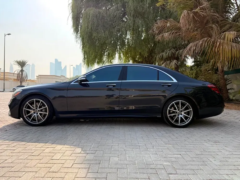 S450 AMG IN PERFECT CONDITION - Image 4