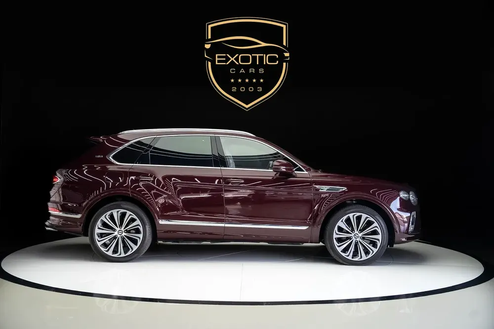 BENTAYGA V8 | TWO TONE INTERIOR | WARRANTY AVAILABLE - Image 4