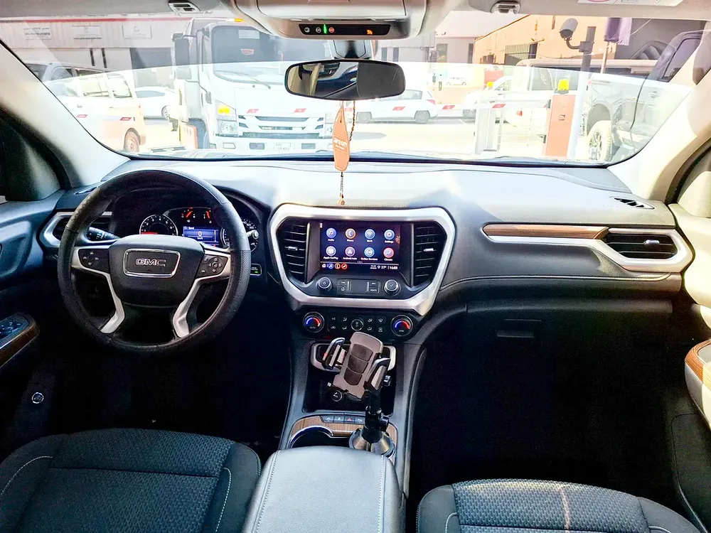 AED 1672/month | 2023 GMC Acadia  | GCC Specs | Ref#422898 - Image 9