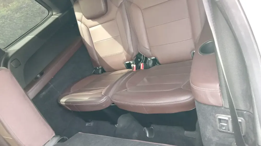 Mercedes-Benz GL 500 4Matic 2016 GCC Specs | Immaculate Condition - Image 17