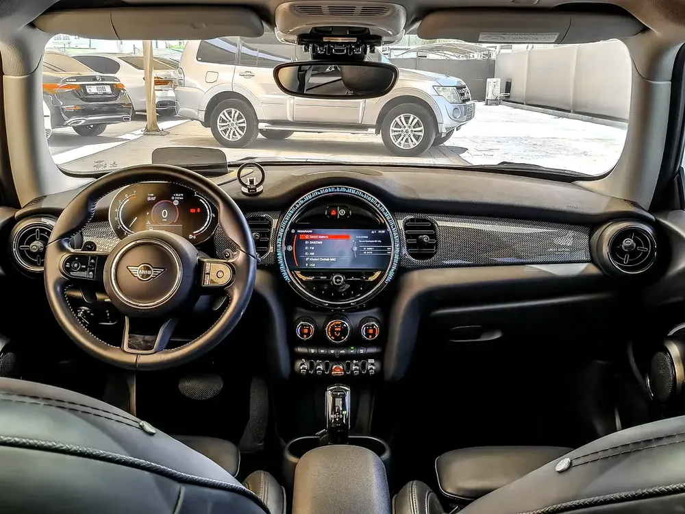 AED 1186/month | 2022 MINI Cooper  | GCC Specs | Ref#461333 - Image 9
